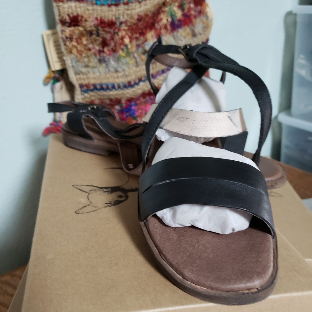 Blowout GeeWawa Anthropology Sandals NIB